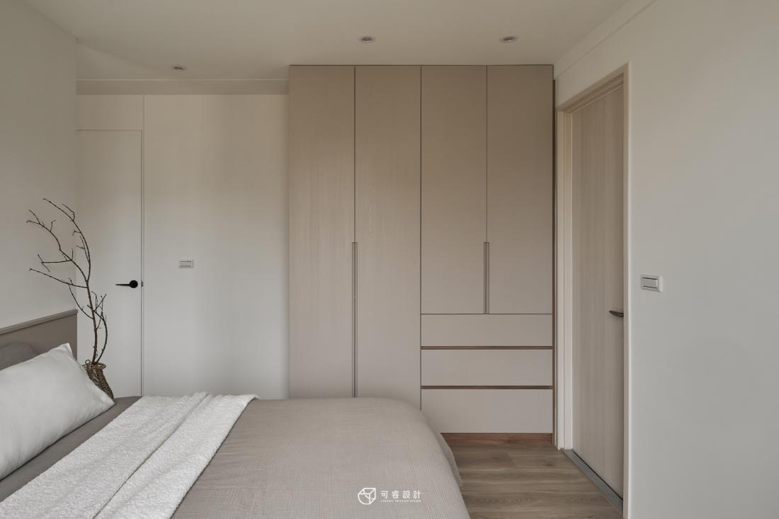 Mora｜餘光漫漫